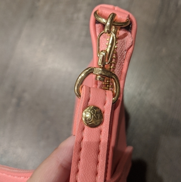 NWT Rooty Pink Leather Handbag from South Korea - Picture 6 of 6